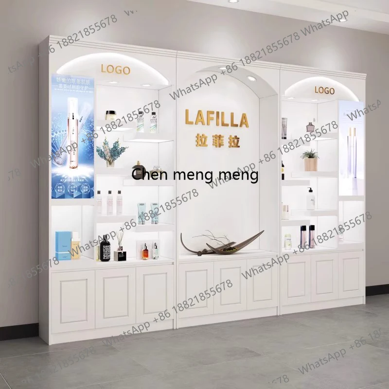 خزانة عرض منتجات العناية بالبش - مراجعة High Luxury Skincare وسعره