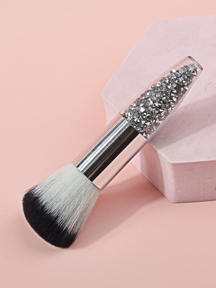 فرشاة أظافر احترافية بمقبض فاخ - مراجعة Luxury Skincare Accessories وسعره